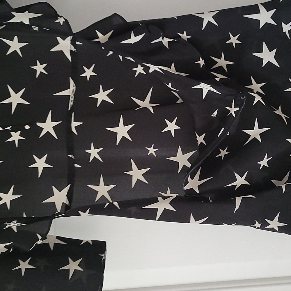 Women's dress - Picture 9 of 9